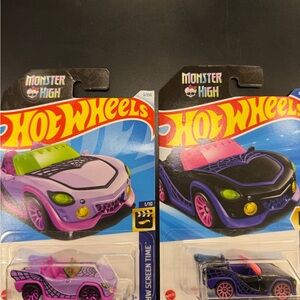 Hot Wheels Monster High Action Car - Black and Pink set of 2